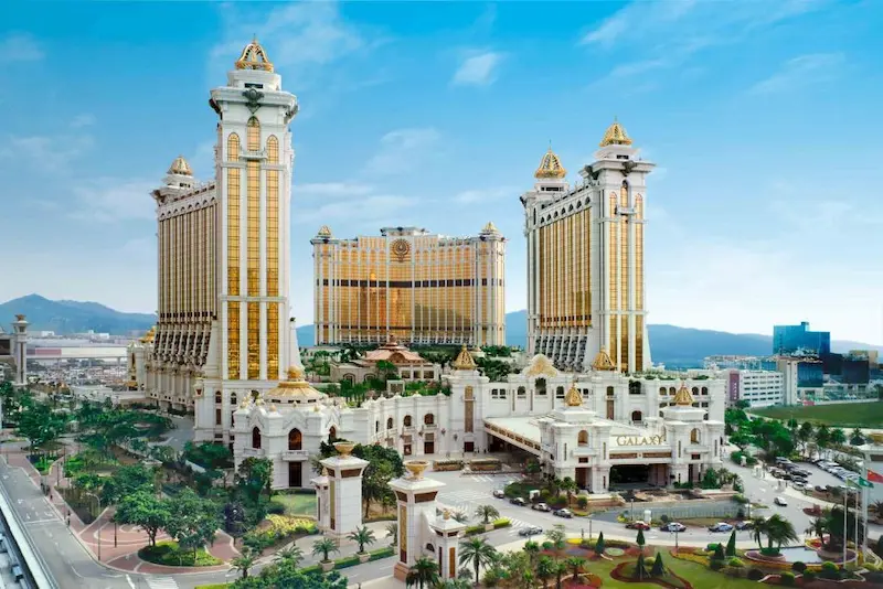 Galaxy Macau er 37 200 kvadratmeter.